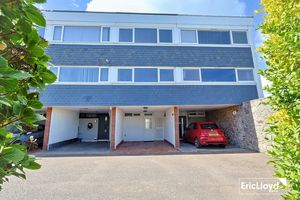 Photo 27- click for photo gallery